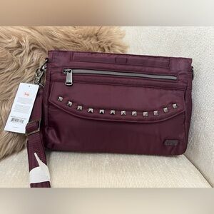 Lug Pacer 2 Wine NWT